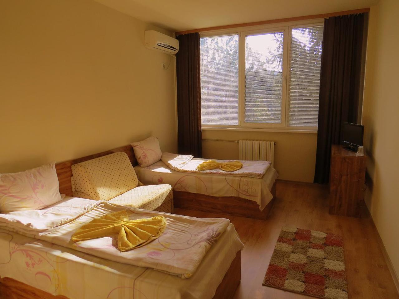 Туристически Дом Кайлъка Pleven Esterno foto